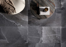 Himalayan Onyx black